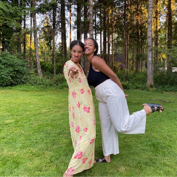 Meet your Poshers at ReWorn - Picture 4 of 13